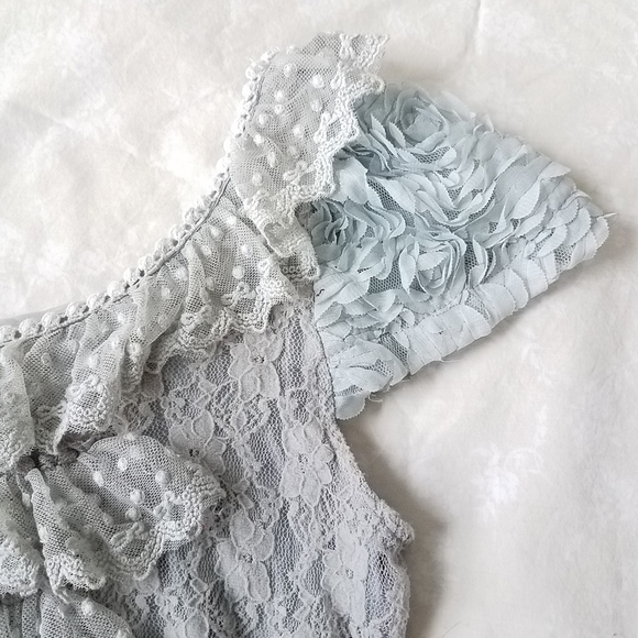 A'reve Gray Lace Top - Picture 7 of 8